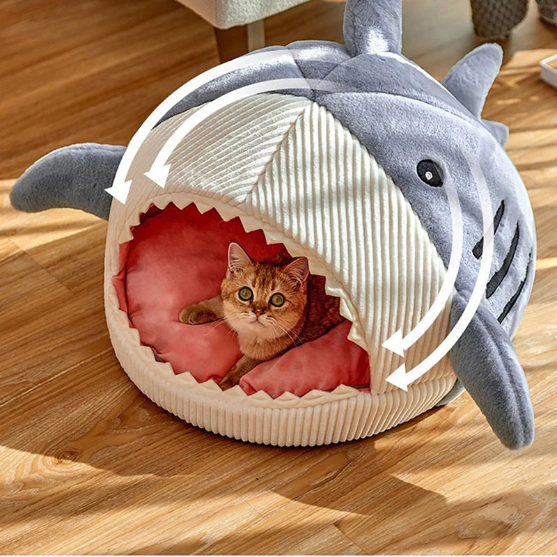 New Design Shark Shaped Warm Cute Cat Sleeping Cave Nest Semi-closed Cat Bed Soft Plush Bed for Cat Small Dog Bed